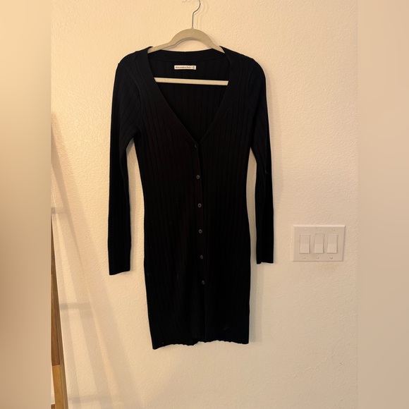Abercrombie & Fitch Dresses & Skirts - Abercrombie & Fitch Black Long Sleeve Knit Dress